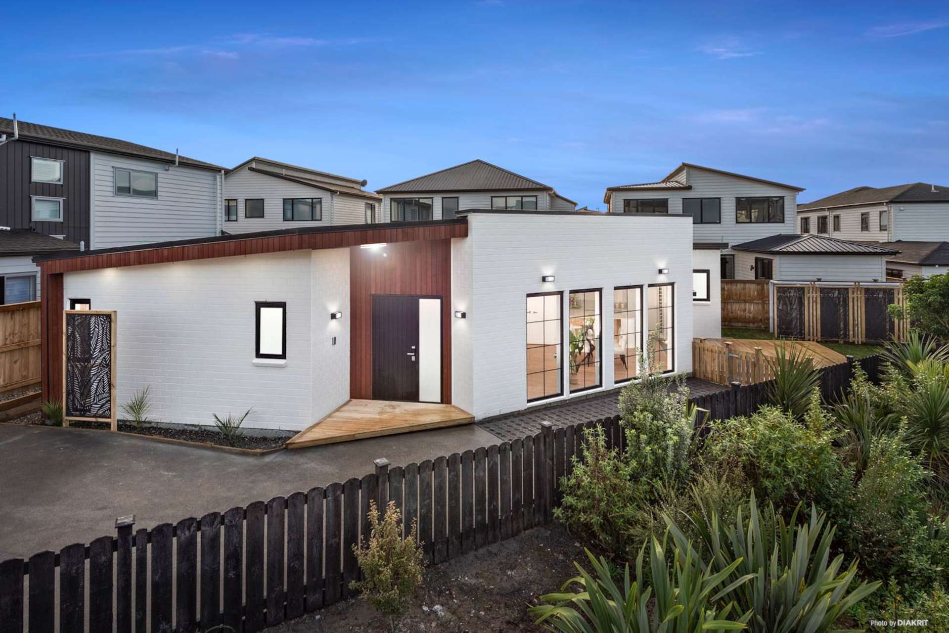 12 Tahingamanu Road Hobsonville_0