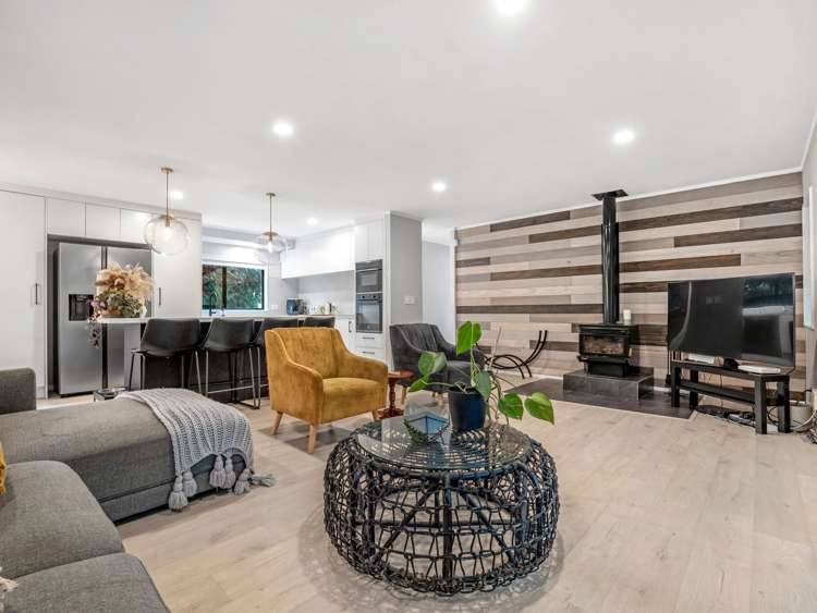 21 Nyssa Place Totara Heights_4