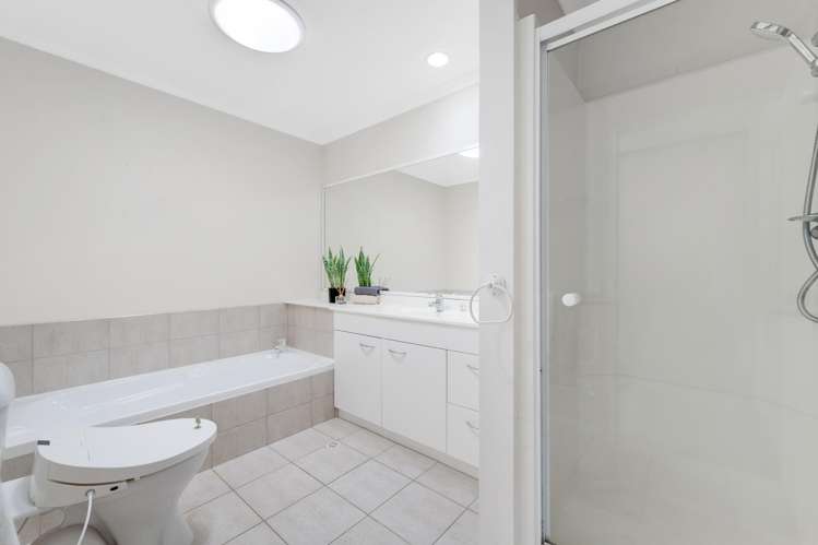 11 Fernbrook Close Burswood_20