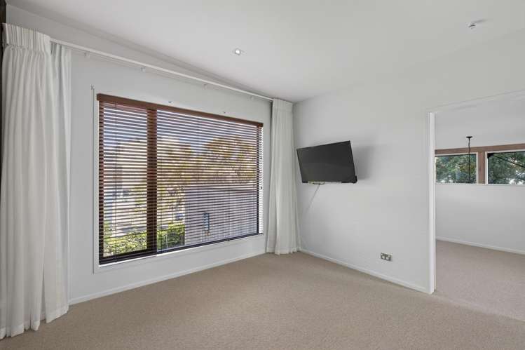 2/66 Powderham Street City Centre_17