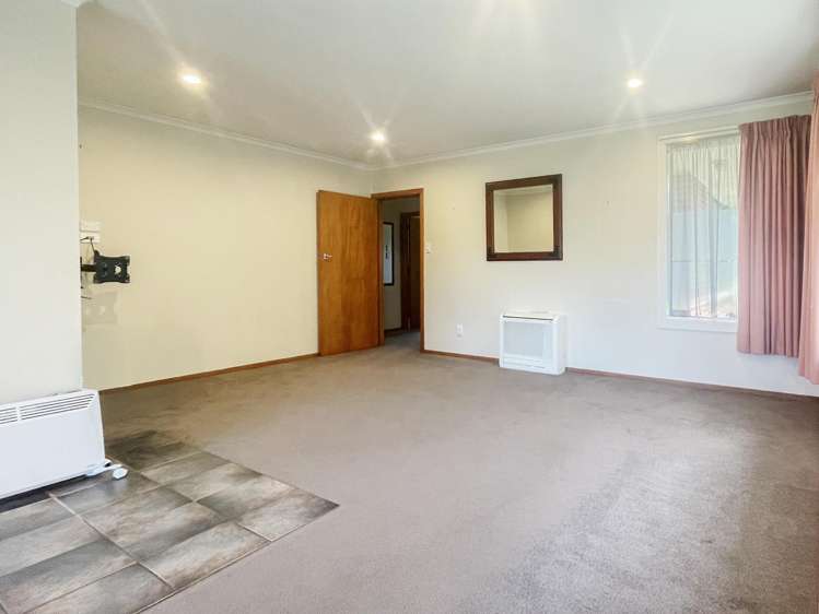 1 Chedworth Ave Bishopdale_5