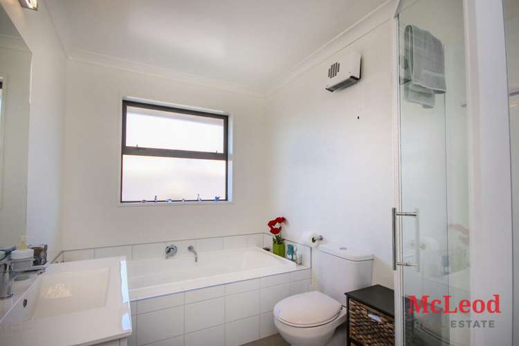 8 Alton Place Allenton_22