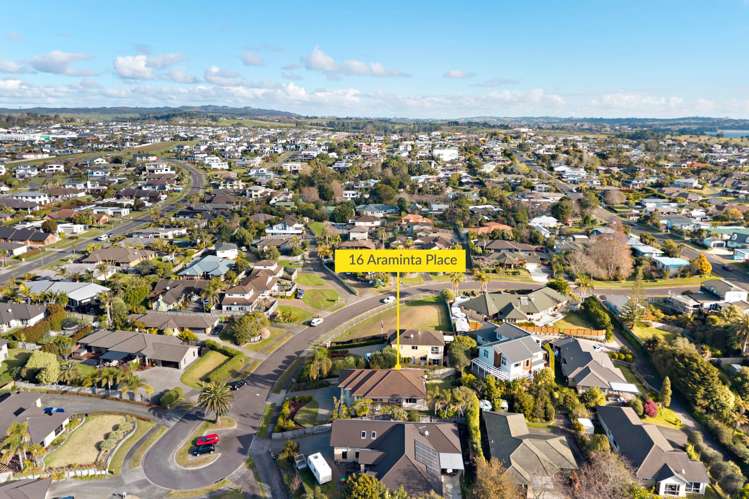 16 Araminta Place Beachlands_28