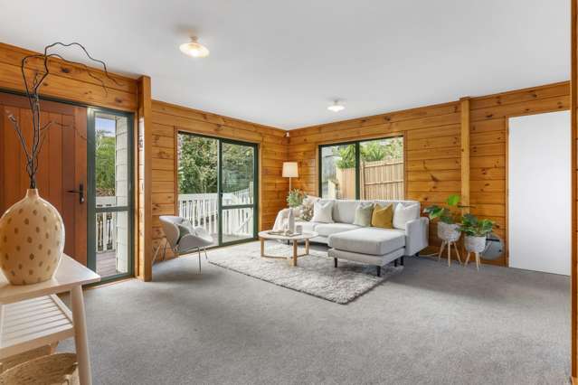 2/8 Mayfield Road Glenfield_4