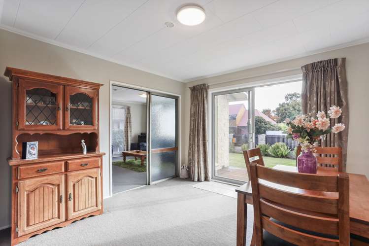 56 Lakewood Drive Burwood_8