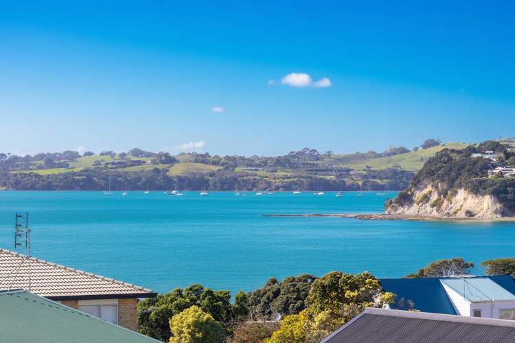 6 Aurora Avenue Snells Beach_1