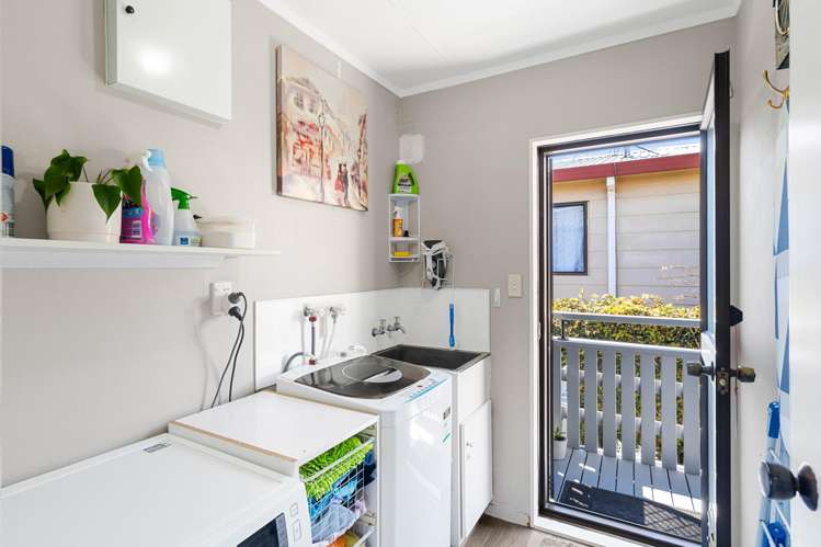 80A Jonathon Street Brookfield_12