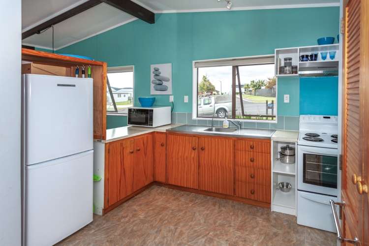 325 The Drive Whangamata_5