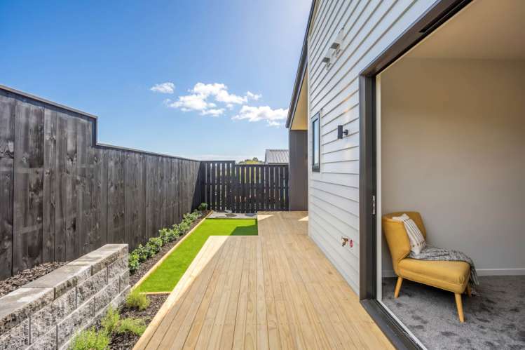 84 Huanui Drive Orewa_17