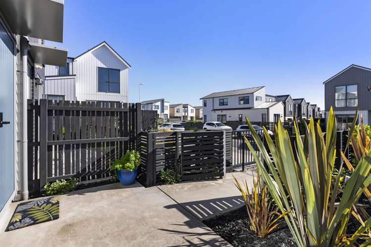 12 Tarakoi Road Hobsonville_12