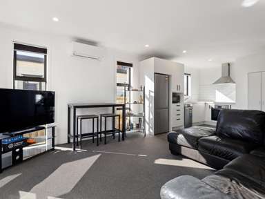1/4 Searancke Place_4