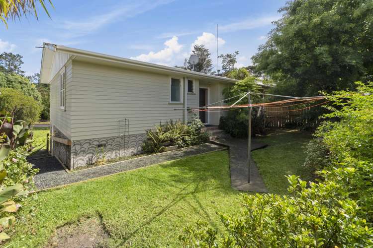 93 Sabulite Road Kelston_13