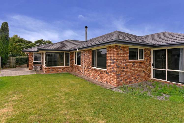 8 Holcroft Place Stoke_20