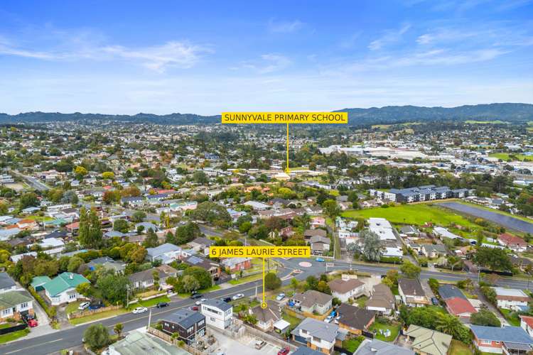 6 James Laurie Street Henderson_10