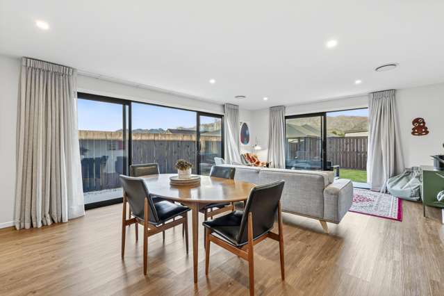 9 Caton Street Lake Hawea_3