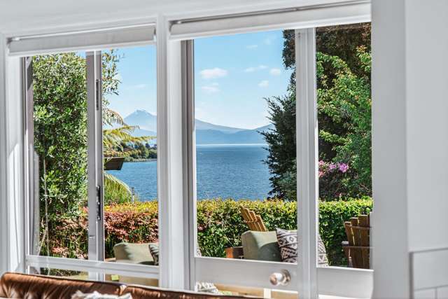 Wander down to the Lakefront for Coffee