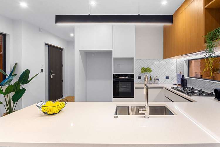 7 Weetman Drive Browns Bay_9