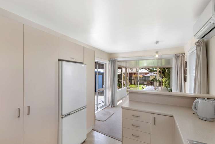 77 Farquhars Road Redwood_12