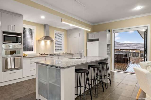 6 Ellivani Rise Pukekohe_4