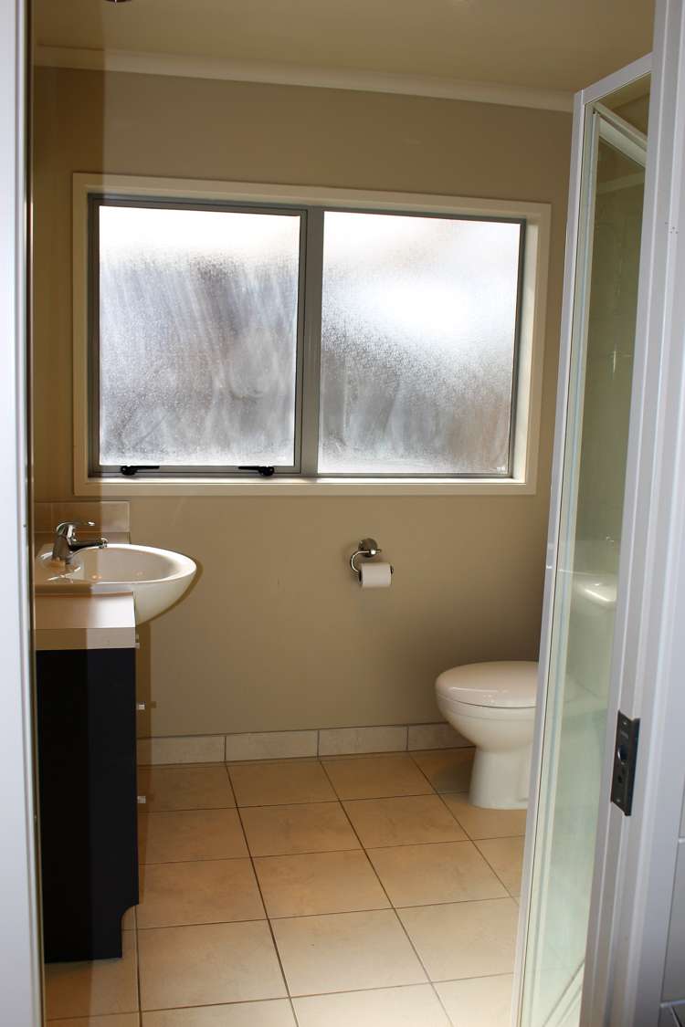 19 Anchorite Way Red Beach_13