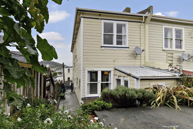 75 Mein Street Newtown_13