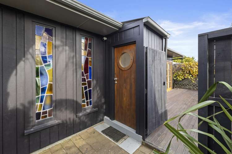6 Te Hutewai Road Raglan_27