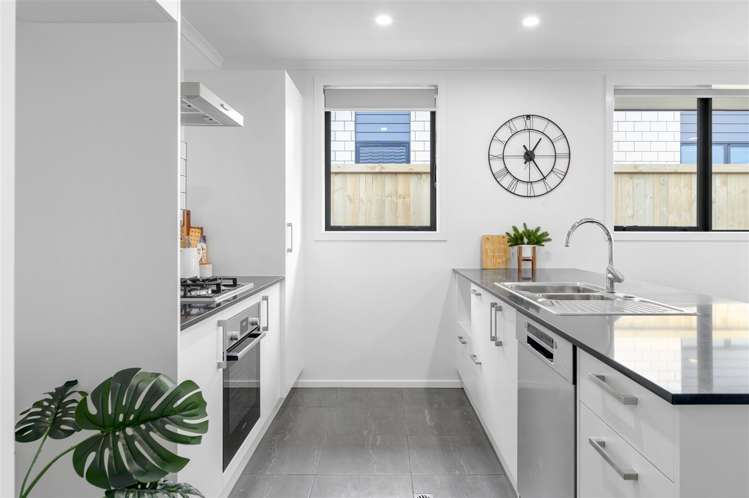 31 Waruhia Crescent Rototuna North_5