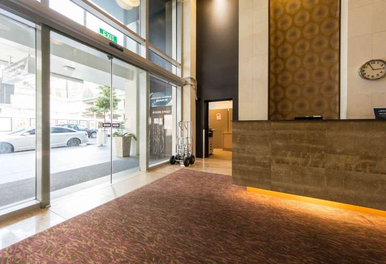 2A/16 Gore St Auckland Central_3