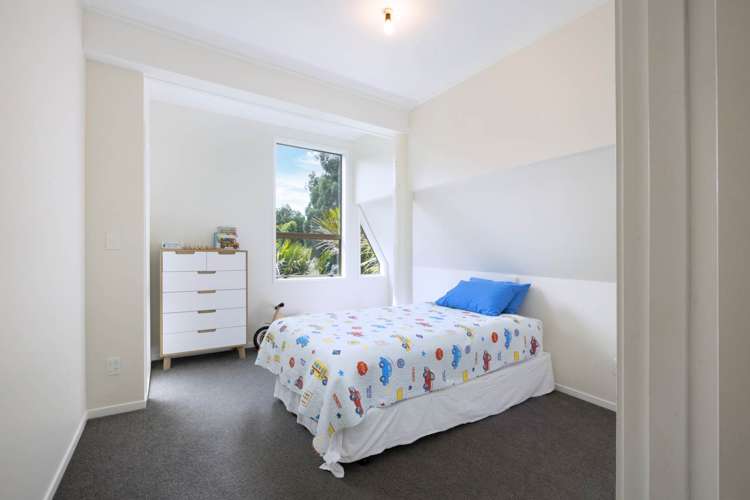 48 Tinopai Road Titirangi_17