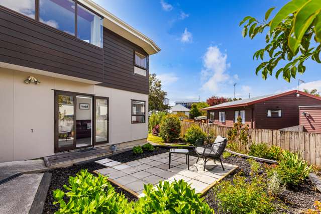 2/17 Duncan Avenue Te Atatu South_2