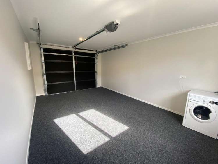 8 Equine Way Brookfield_8