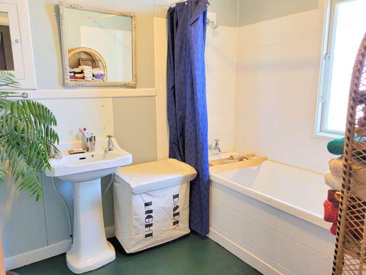 1 Blackwater Street Bluff_14