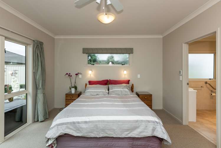 27 Tasman Drive Poraiti_14