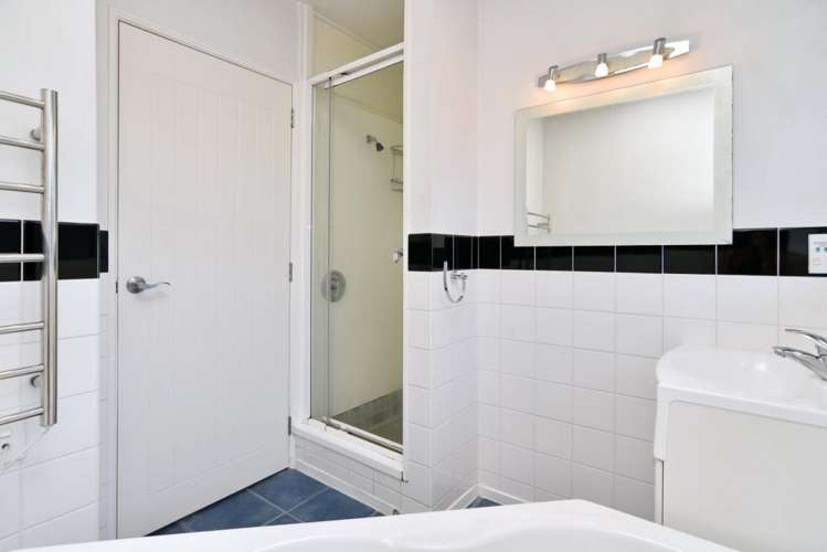 1/14 Hartford Street_5