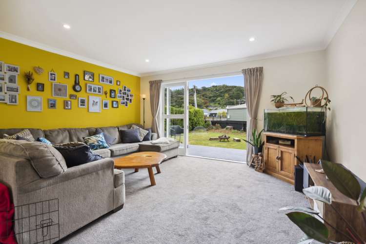 2 Westminster Road Wainuiomata_6