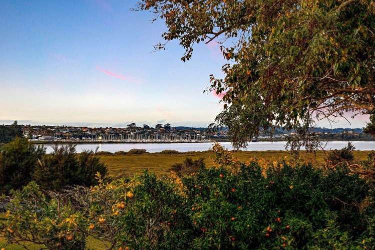 22A Dawnhaven Drive Te Atatu Peninsula_1