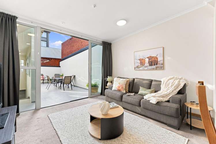 237C Moray Place Dunedin Central_19