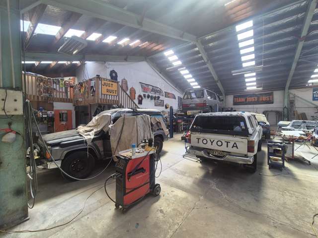 Unit 2/78 Main Road Tawa_3