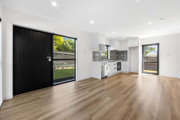 16A Jade Avenue Pakuranga Heights_4