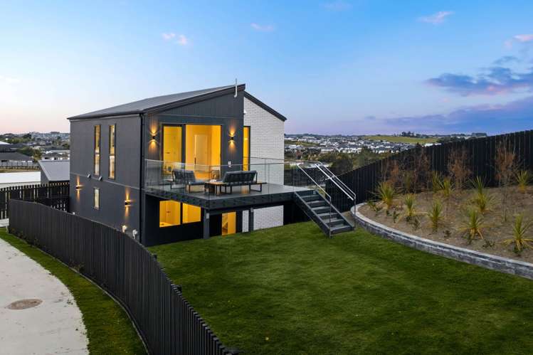 66 Ara Taha Crescent Orewa_3