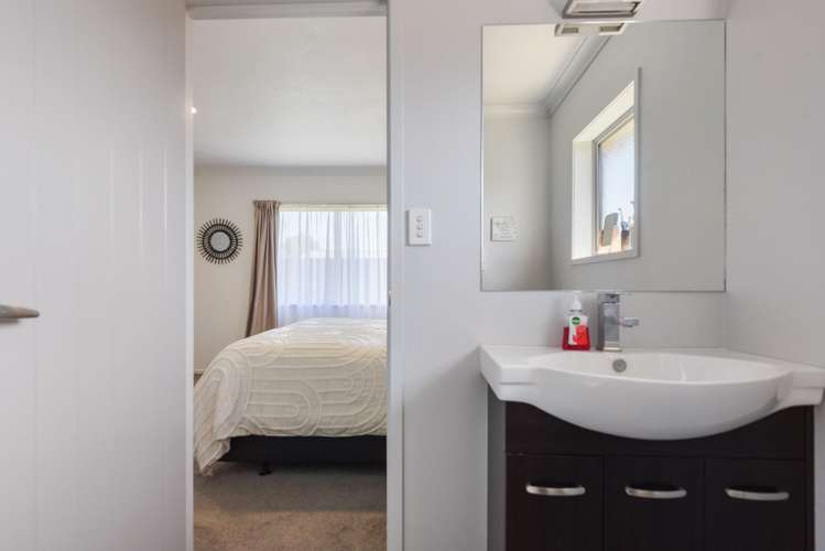 80 Hall Road Ngongotaha_10