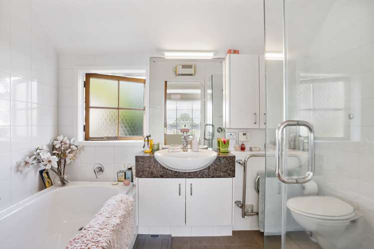 44 Waiatarua Road Remuera_10