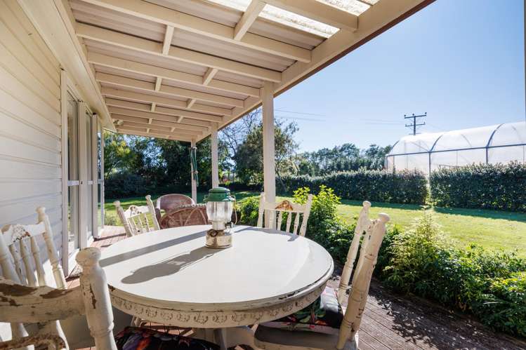 7 Campbell Road Aorangi_15