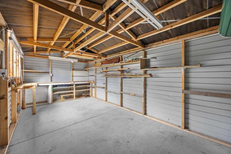 1/6 Annette Avenue Te Atatu South_14