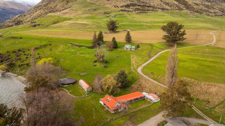 Cecil Peak Station Queenstown_44