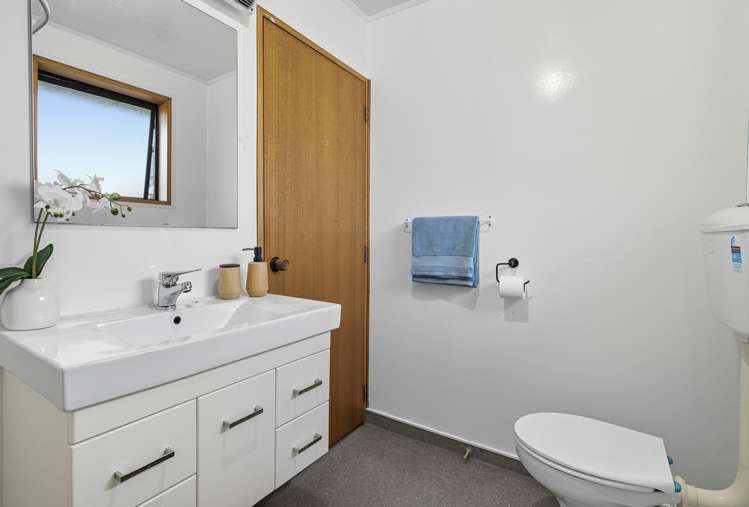 43d Law Street Caversham_14