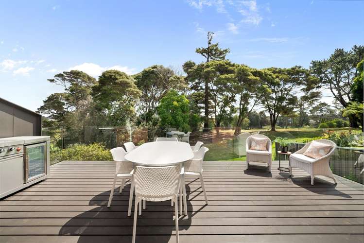 2/159 Norman Lesser Drive Saint Johns_6