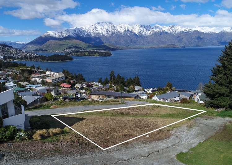 3 Manata Lane Fernhill/Sunshine Bay_3