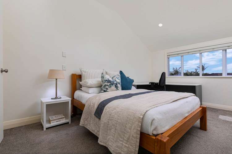 2/42 East Coast Road Milford_11