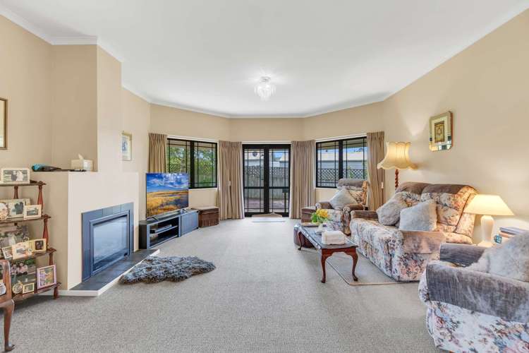 20 Paraekaretu Street Hunterville_7